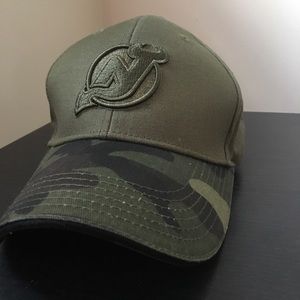 New Jersey Devils camo cap- unisex